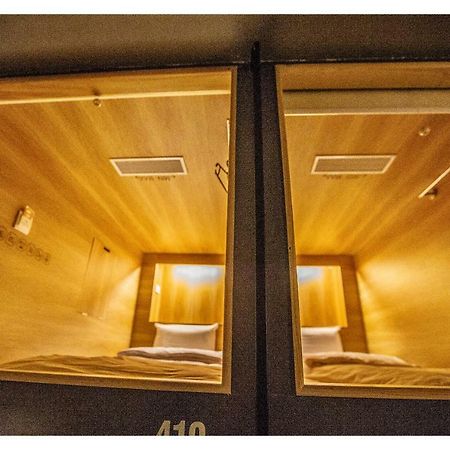 Khan Hoang Capsule Hotel Hanoi Buitenkant foto