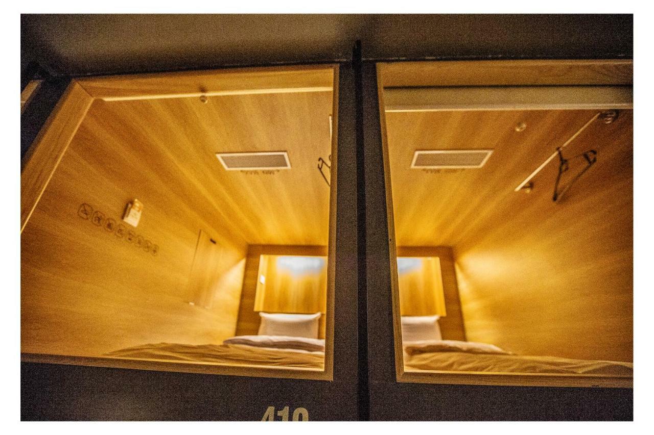 Khan Hoang Capsule Hotel Hanoi Buitenkant foto